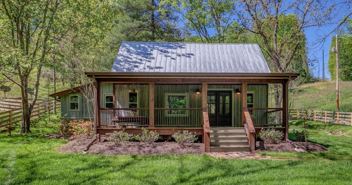 I Bet The Happiest Memories Can Be Made In This Adorable Rustic Cabin
