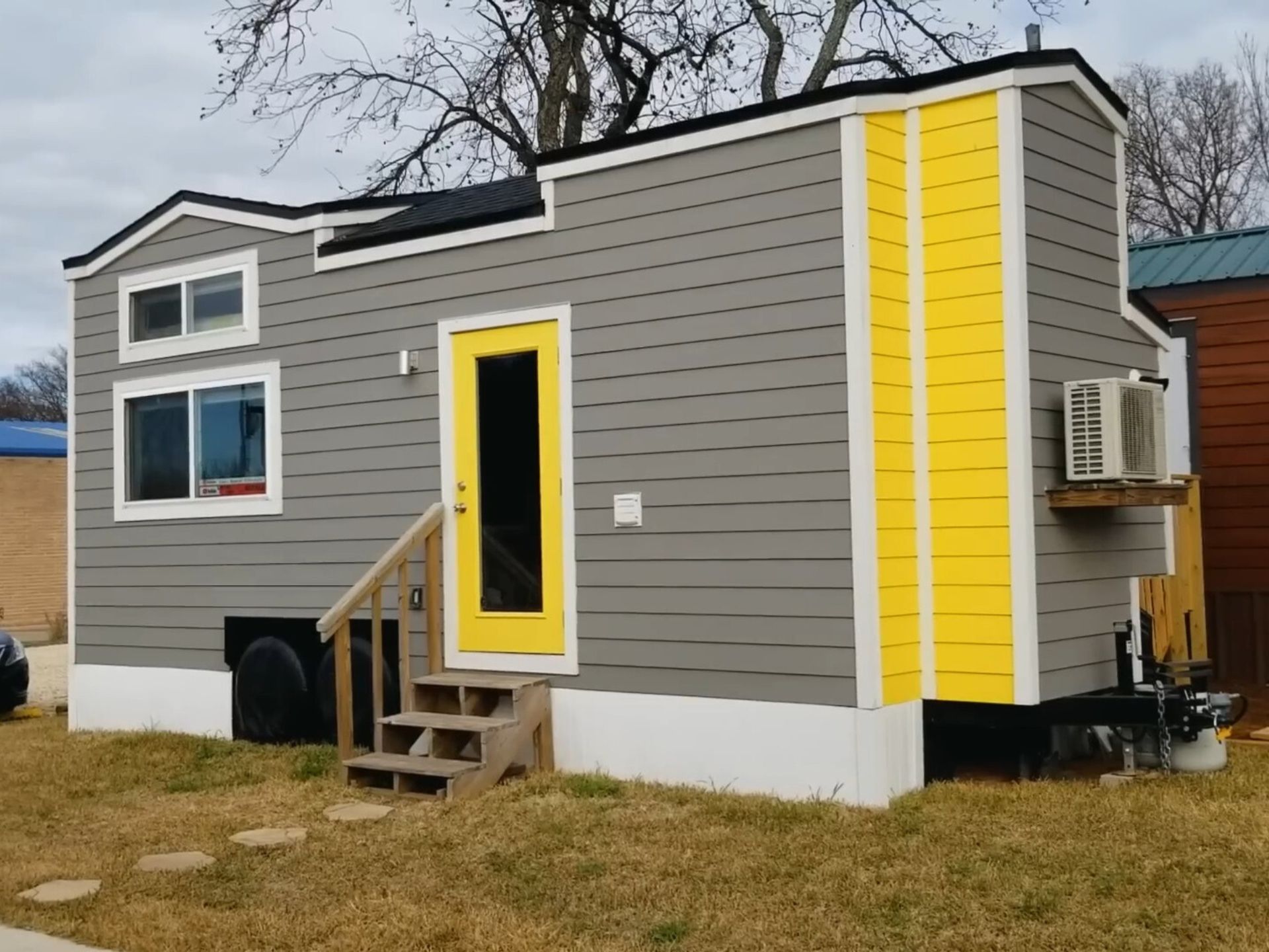 Everything Is At The Tip Of Your Fingers Inside This Lovely Tiny House