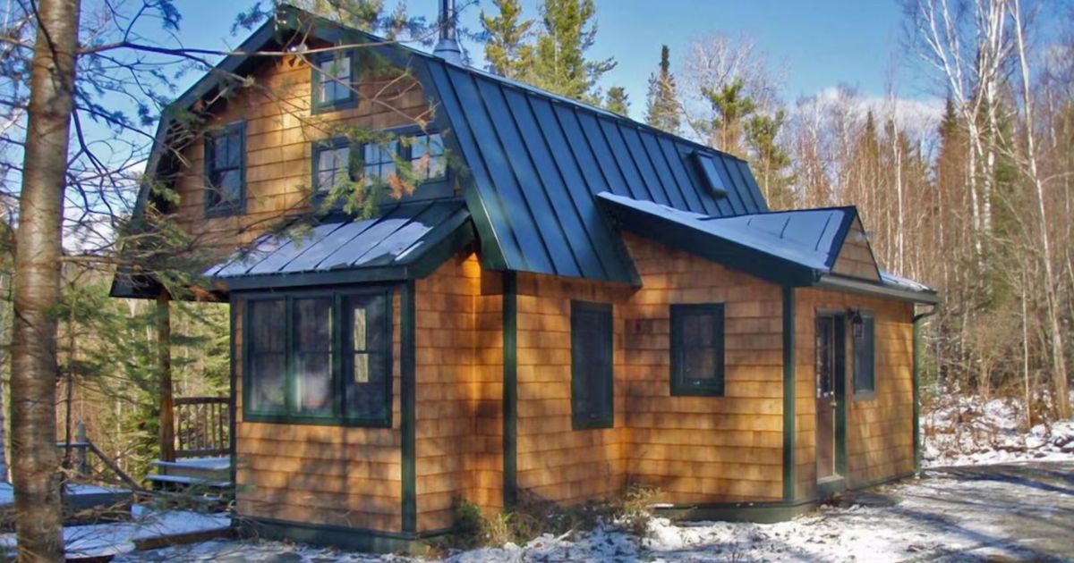 Wooden cabin with tin roof