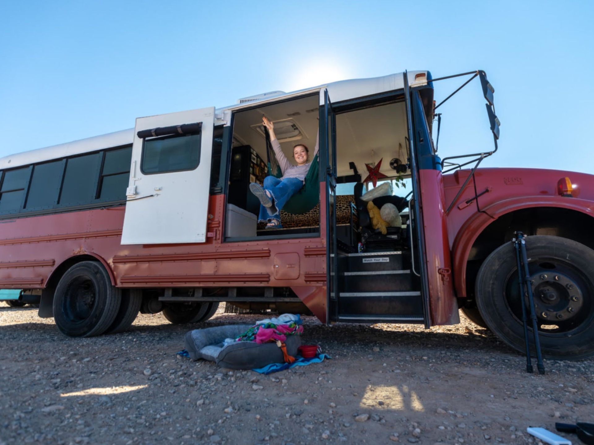 When You See All Of The Cool Features Of This Bus House You Will Wish You Had One Too