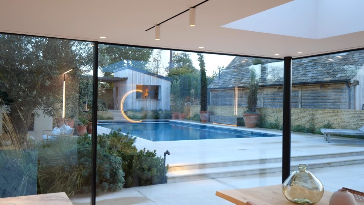 Picture of Presenting A Luxurious Country Retreat Blending Modern Design with ...