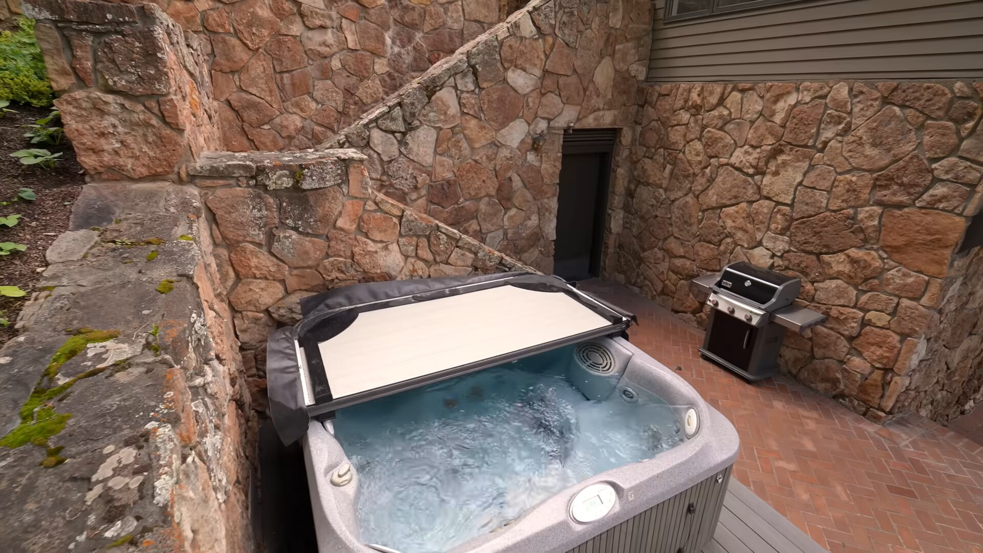 hot tub outside of the house