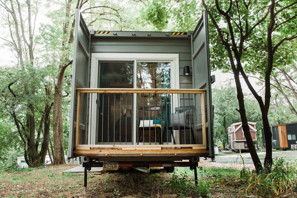 Fenced balcony on container home