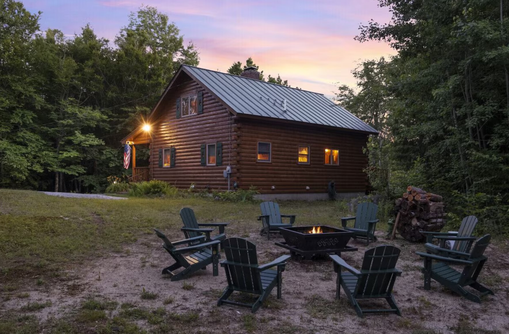 Cabin in nature with a huge fire pit