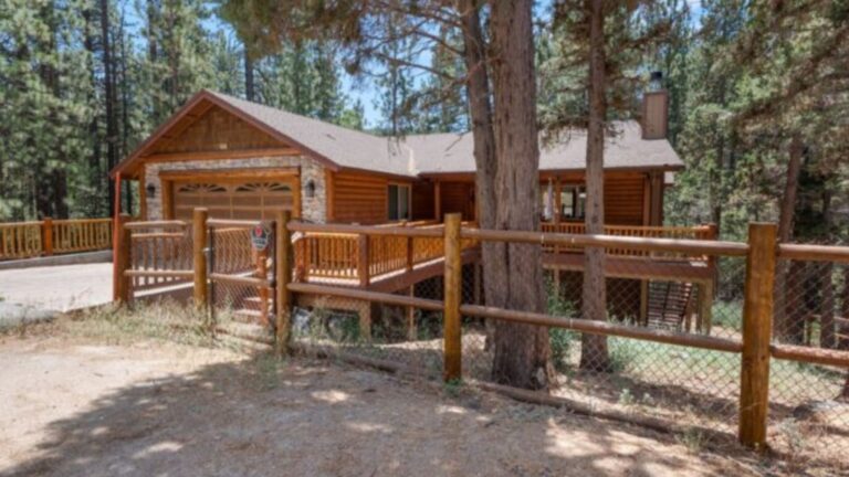 Enter This Cozy Log Cabin In California And You’ll Wish Every Night Was A Night In