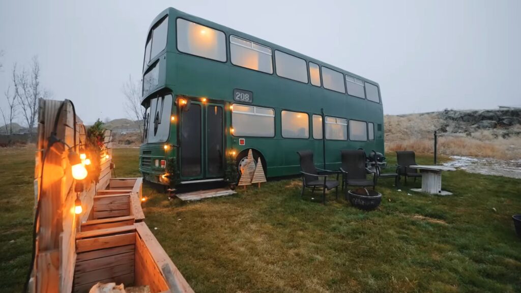 Step Into This Double-Decker Bus House And You'll Feel Like You're On ...