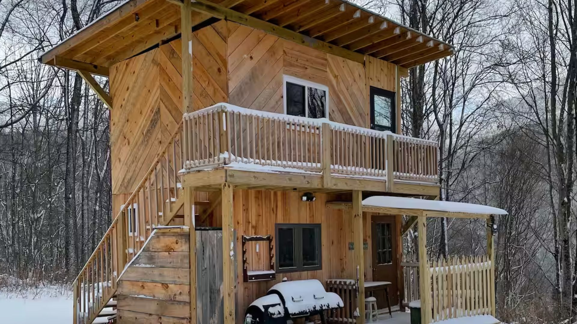 wood cabin in the snow