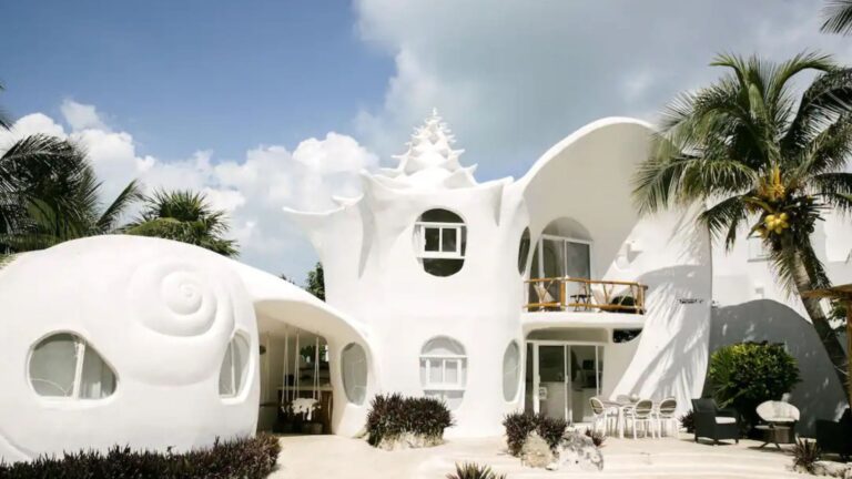7 Fairytale Houses That Will Feel Like You’re Stepping Into A Real Fairytale