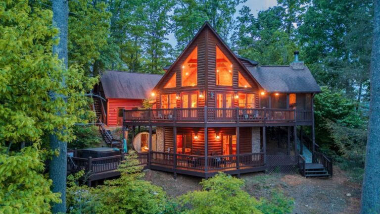 7 Off-Grid Cabins So Magical They’d Have Harry and Frodo Fighting Over the Lease