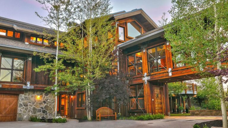 exterior of a big luxury cabin