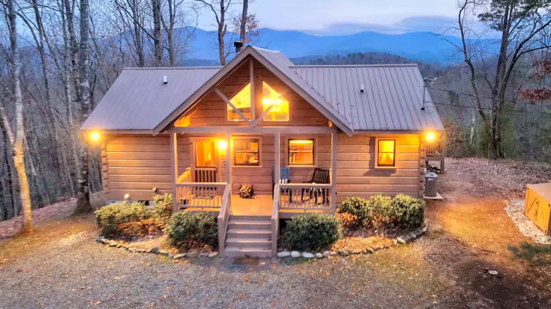 exterior of a cabin with cloudy sky