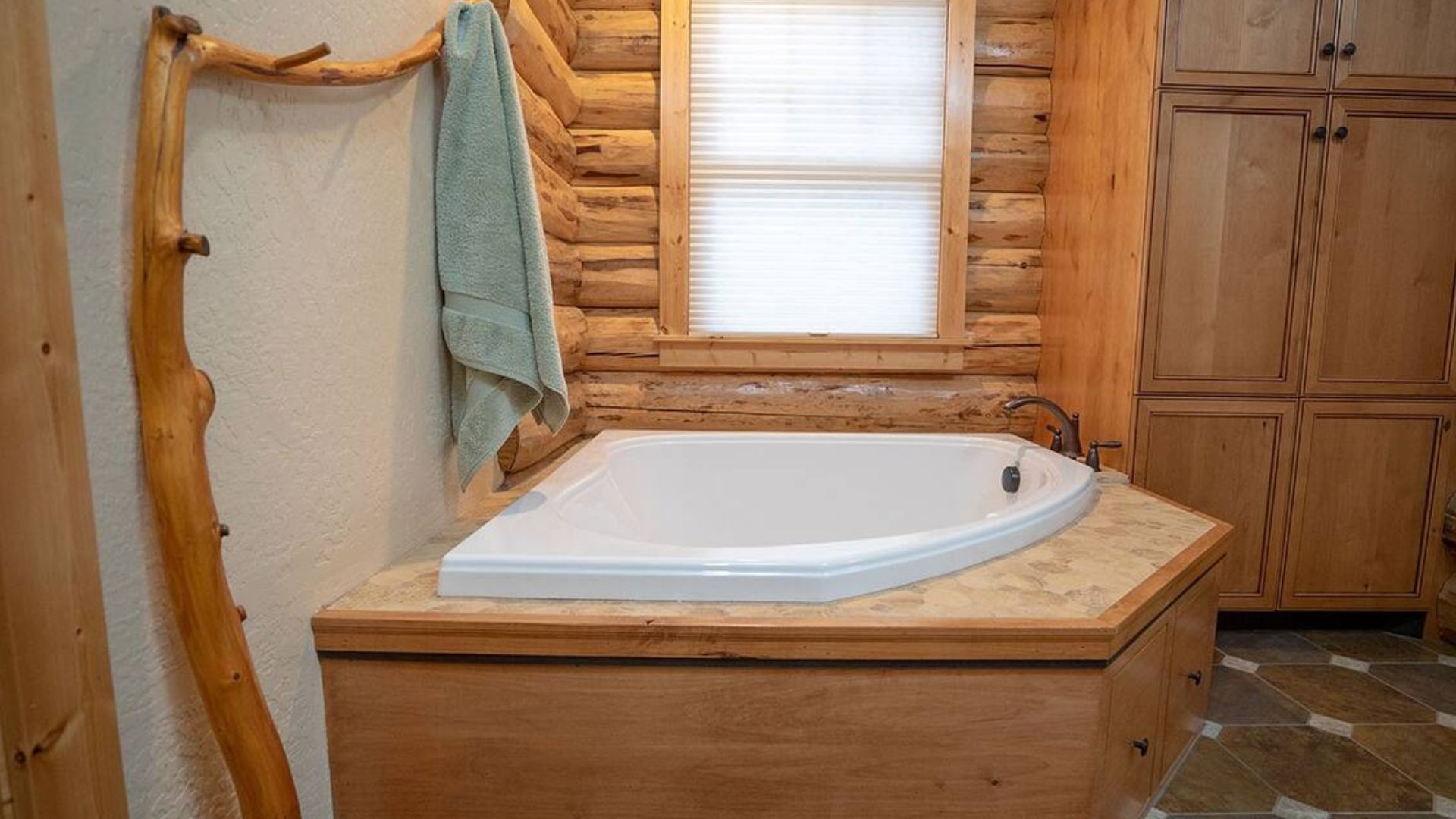 beautiful triangular bathtub