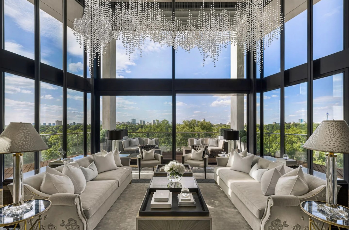 The kinghtsbridge penthouse 