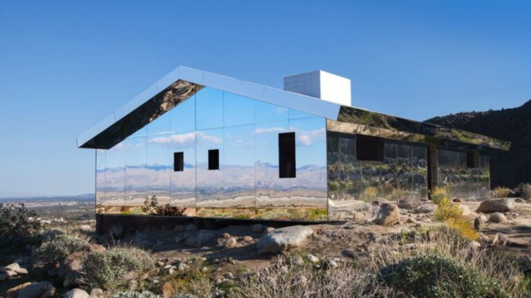 mirror home reflecting the sky and the area