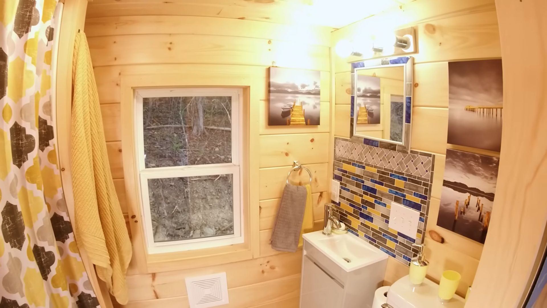 second bathroom upstairs with yellow details