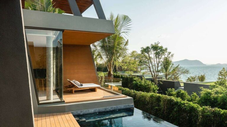 Behind The Doors Of This Villa Is The Coolest Thing You’ll See All Day, And Maybe Even In Your Entire Life