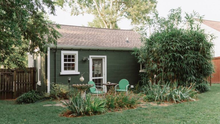 Big Comfort Can Come In Small Spaces, Much Like In This Adorable Tiny Green Home
