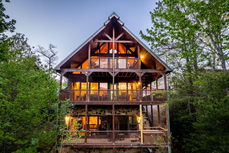 Eagle's Nest Cabin