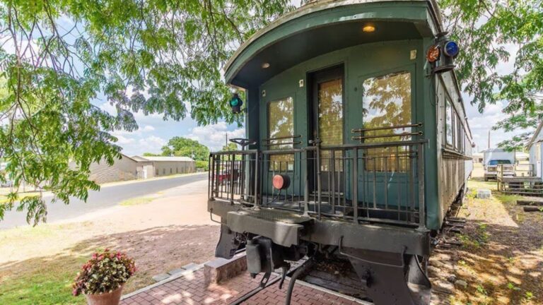 exterior of a historic pullman train car