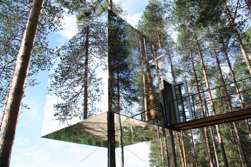 Mirrorcube Tree Hotel