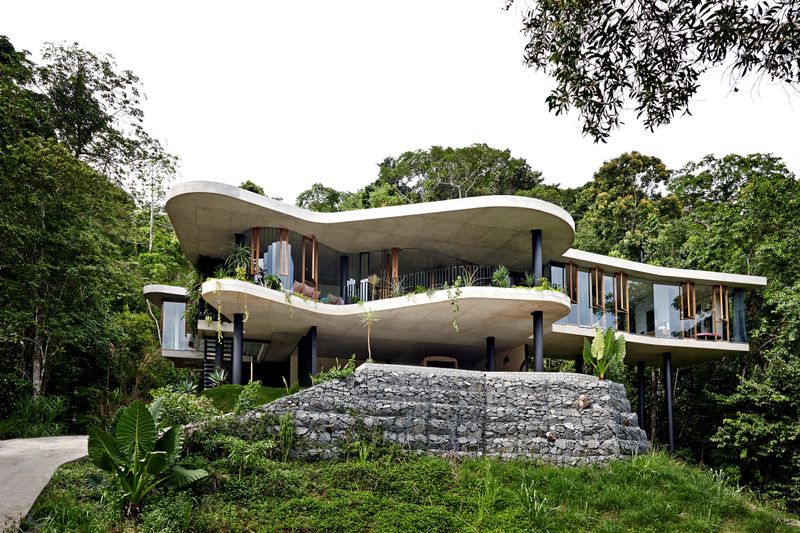 Planchonella House, Australia