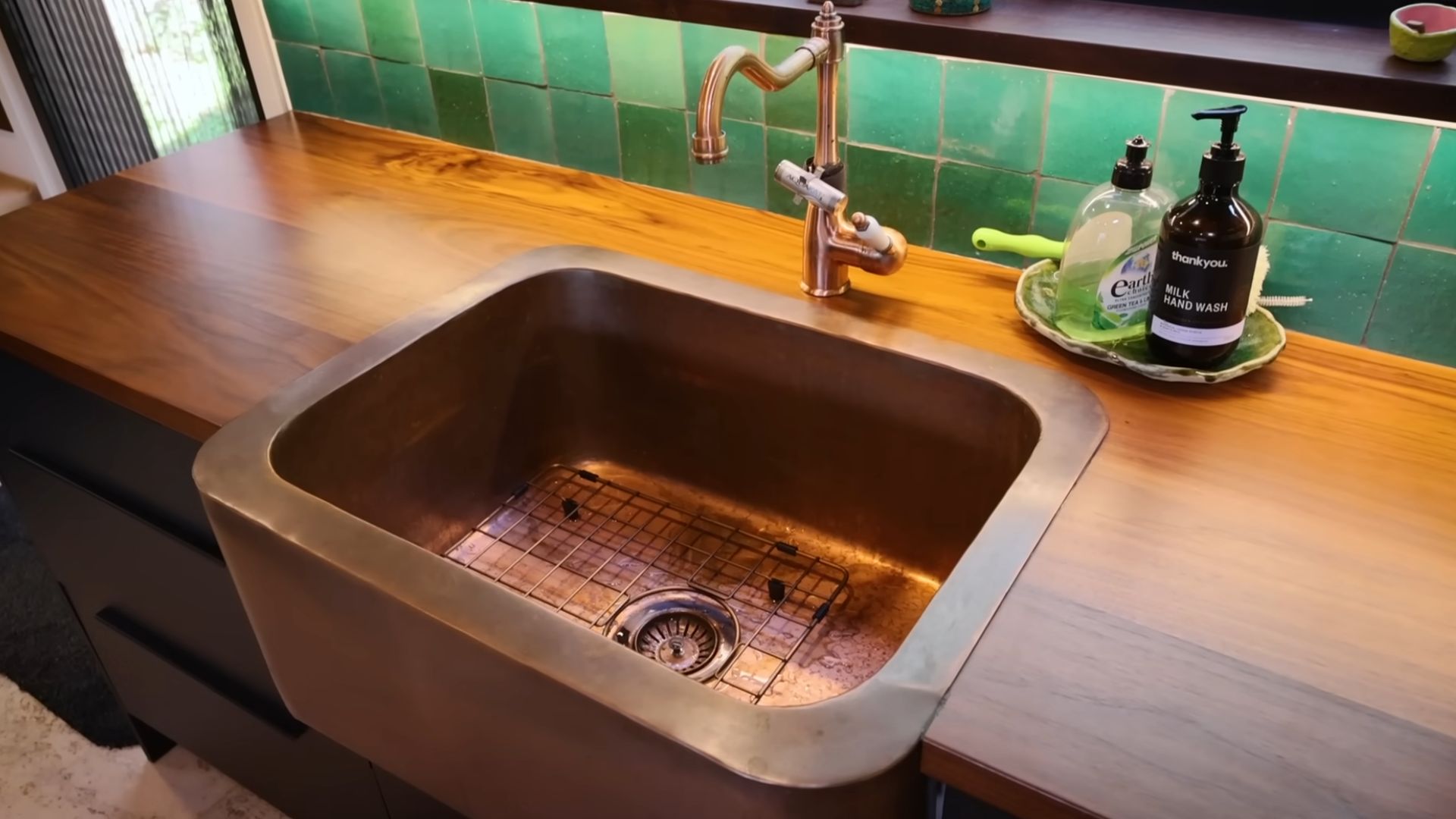 pretty copper sink