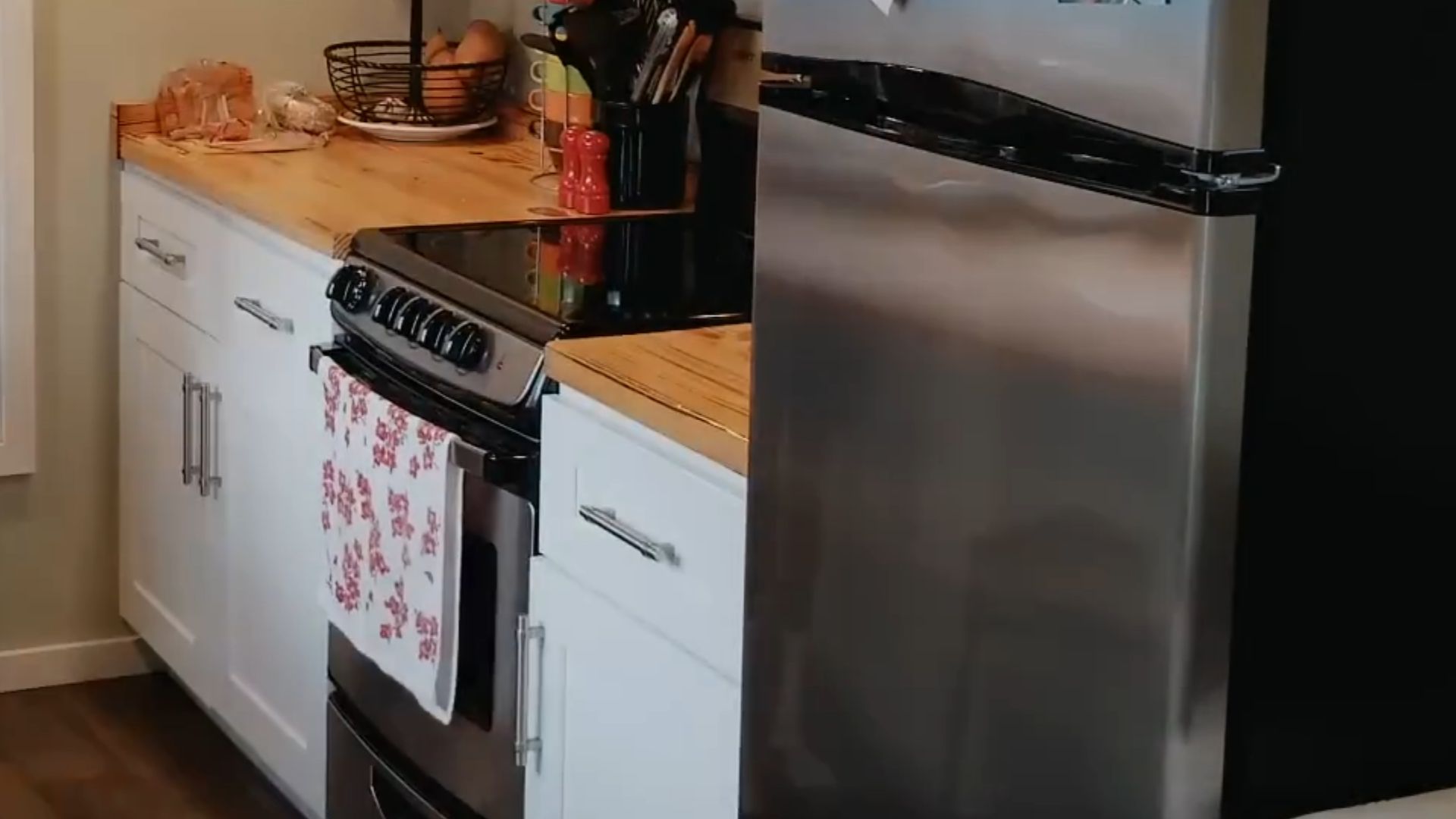 white cabinets in kitchen