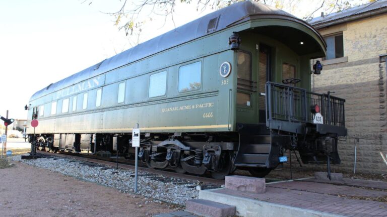Your Tiny Home Adventure In The Pullman Train Will Feel Just Like A Day With Teddy Roosevelt