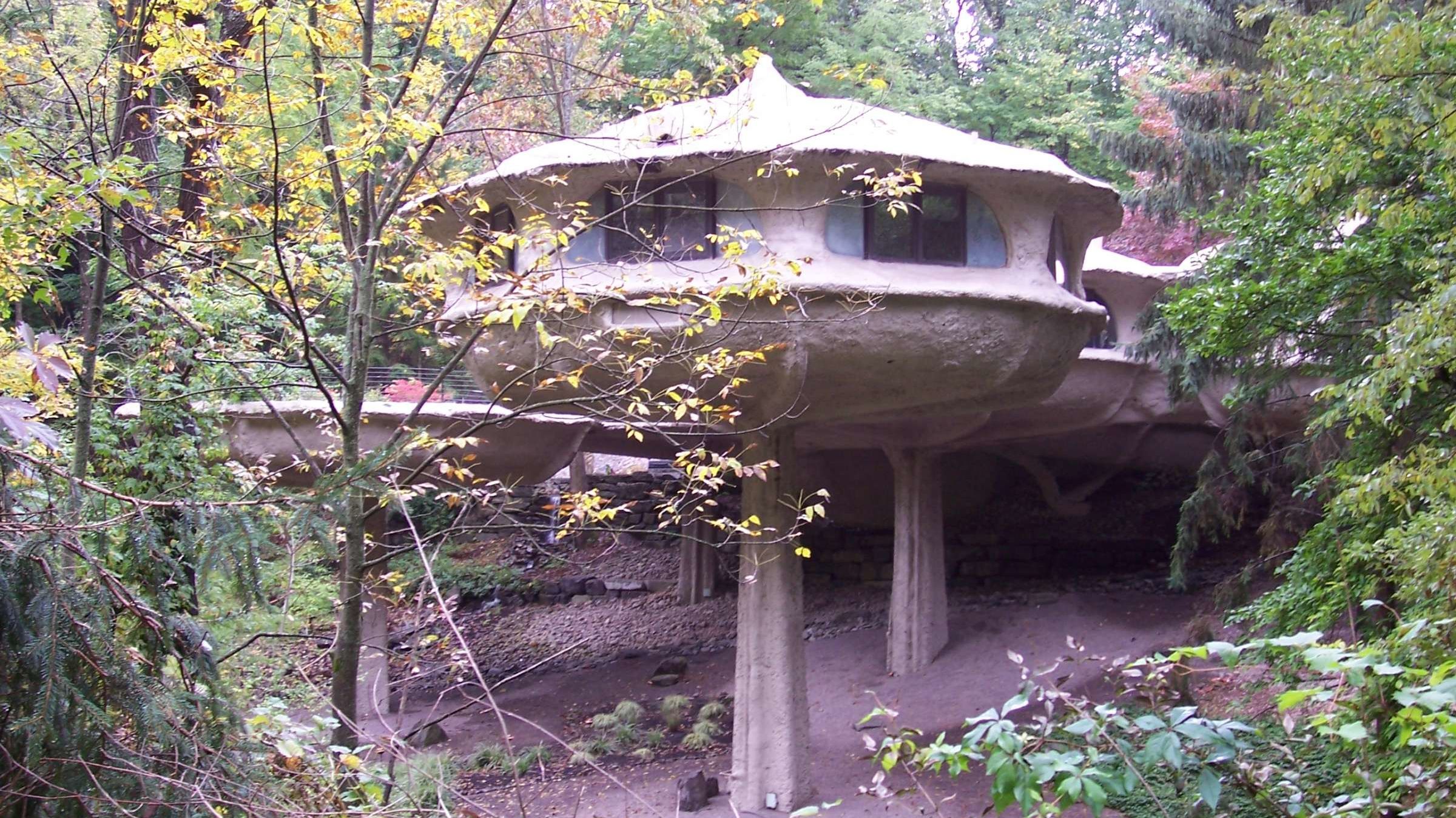 Mushroom House, New York