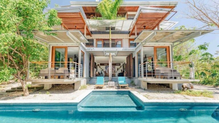 eco friendly retreat in costa rica