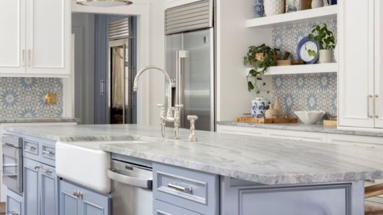 20 Blue And White Kitchens, The Sky & Sea Cuisine