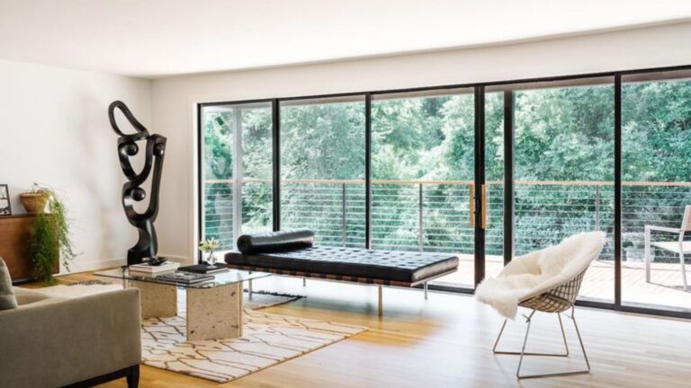 20 Reasons To Embrace Warm Minimalism As The Style Of 2025