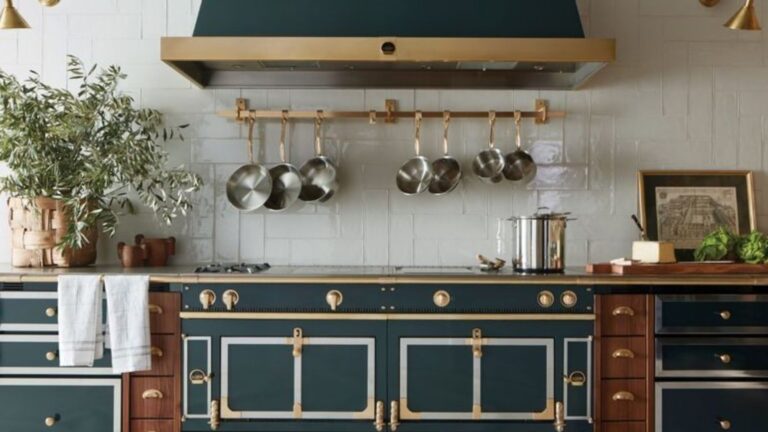26 French Kitchens That Deserve A Michelin Star