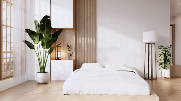minimalist bedroom