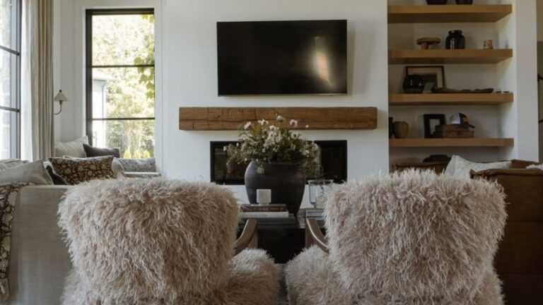 30 Tips People Who Flip Homes Swear By To Make Any Room Look Good