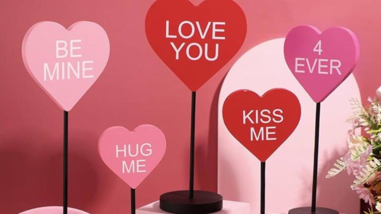 valentines table centerpiece