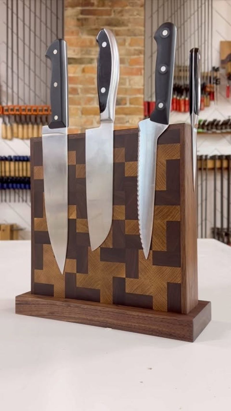 Bulky Knife Block