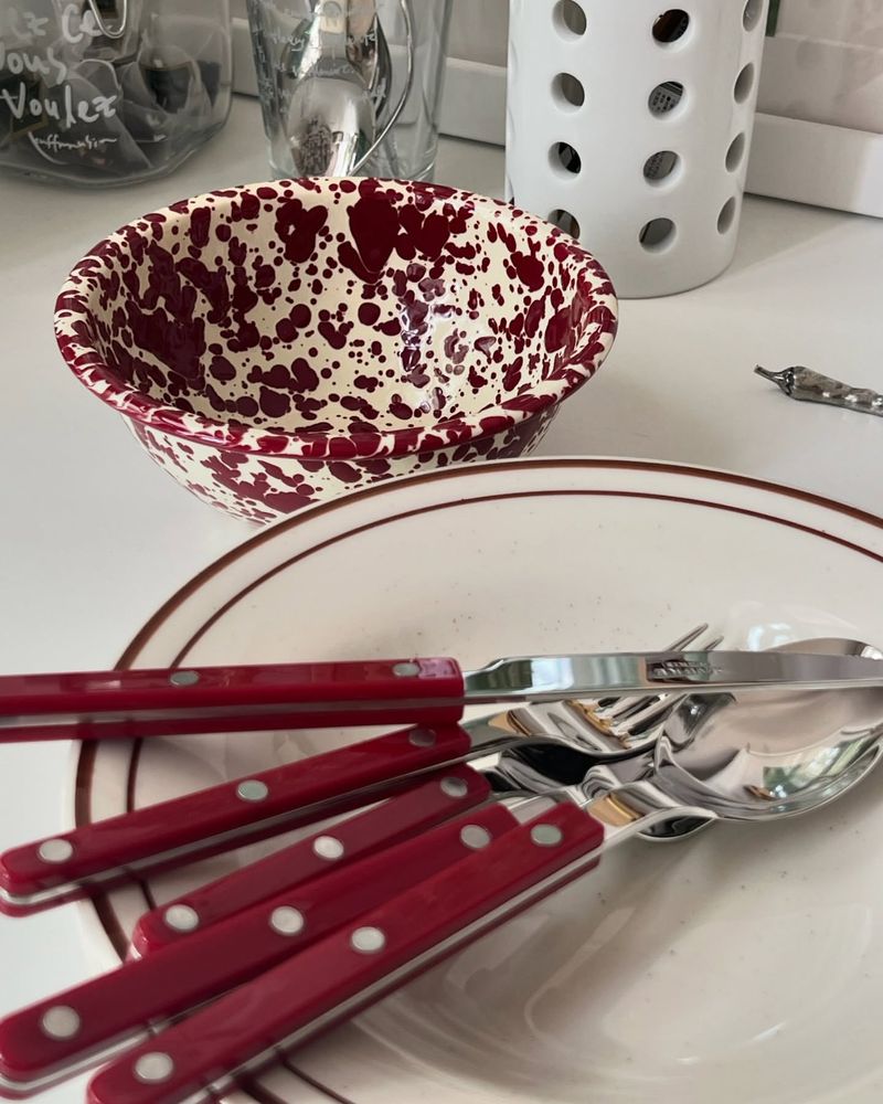 Burgundy Utensils