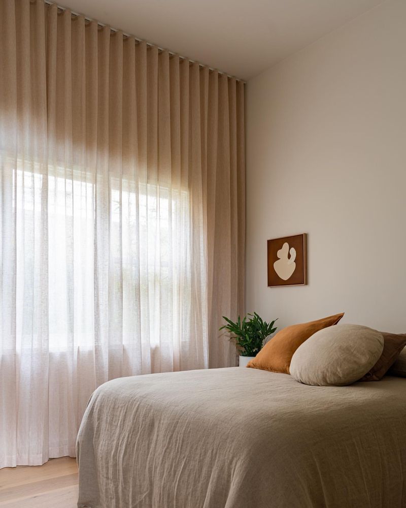 Choose Lightweight Curtains