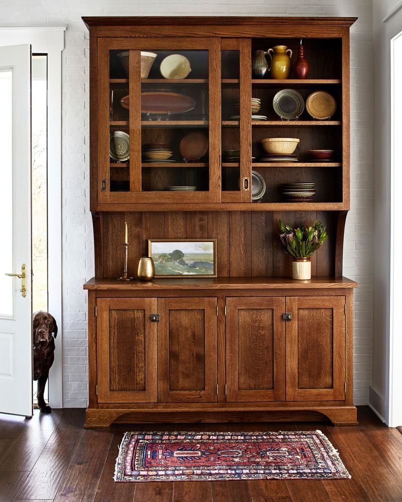 Classic China Cabinets