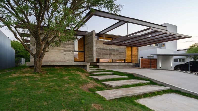 Concrete House II, Argentina