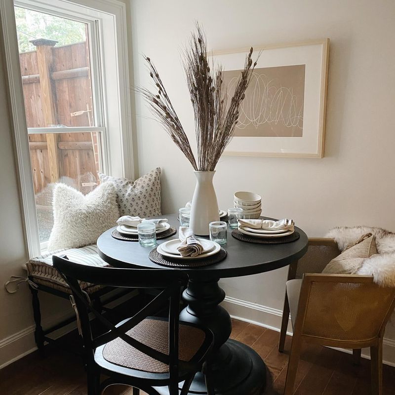 Cozy Breakfast Nook