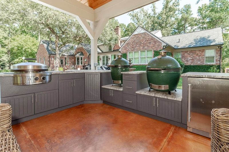 Culinary Outdoor Kitchen