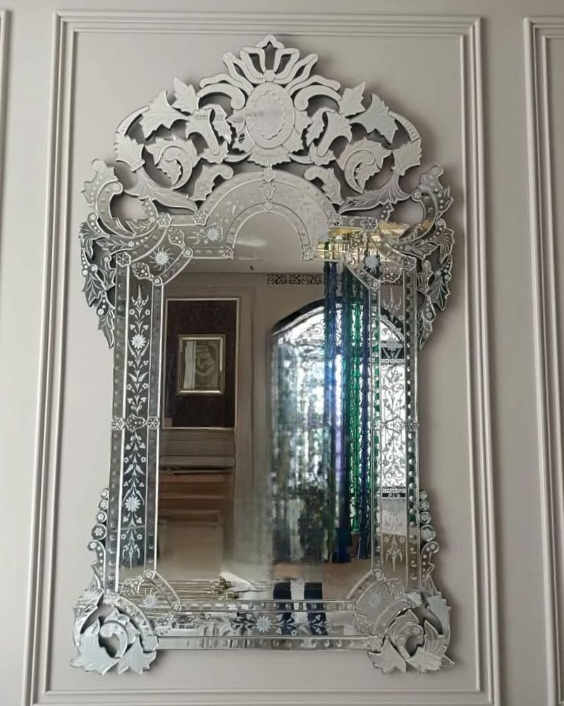 Elegant Venetian Mirror