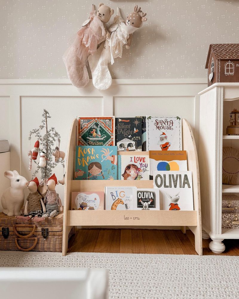 Fairy Tale Bookshelf