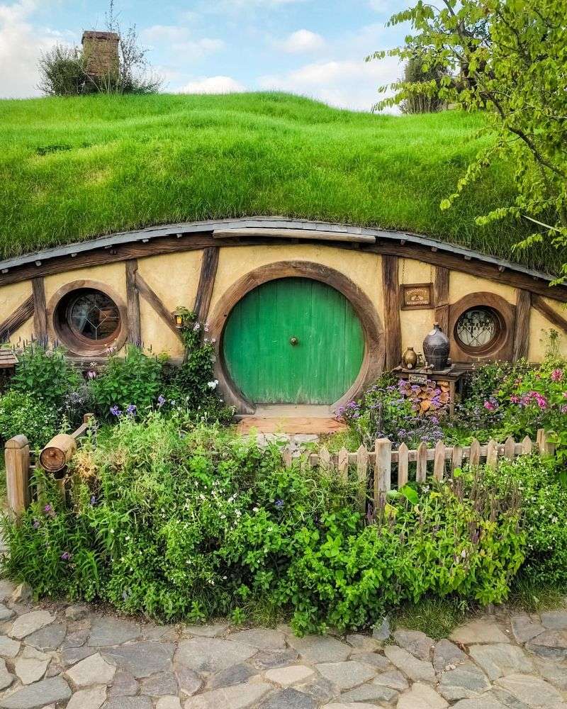 Hobbit House