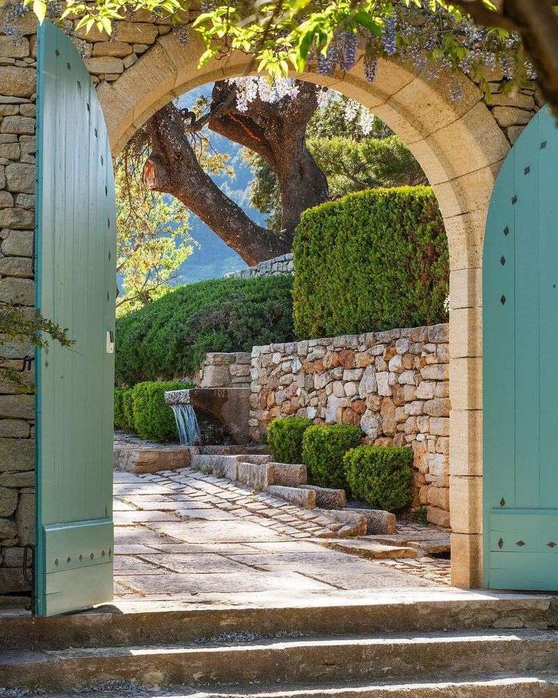 Mediterranean Stone Arch