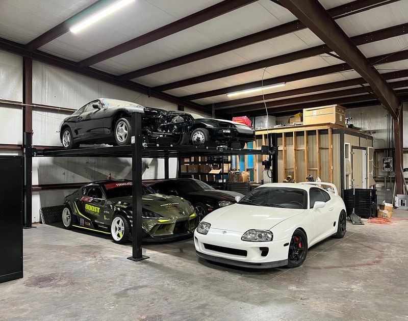 Multicar Garages