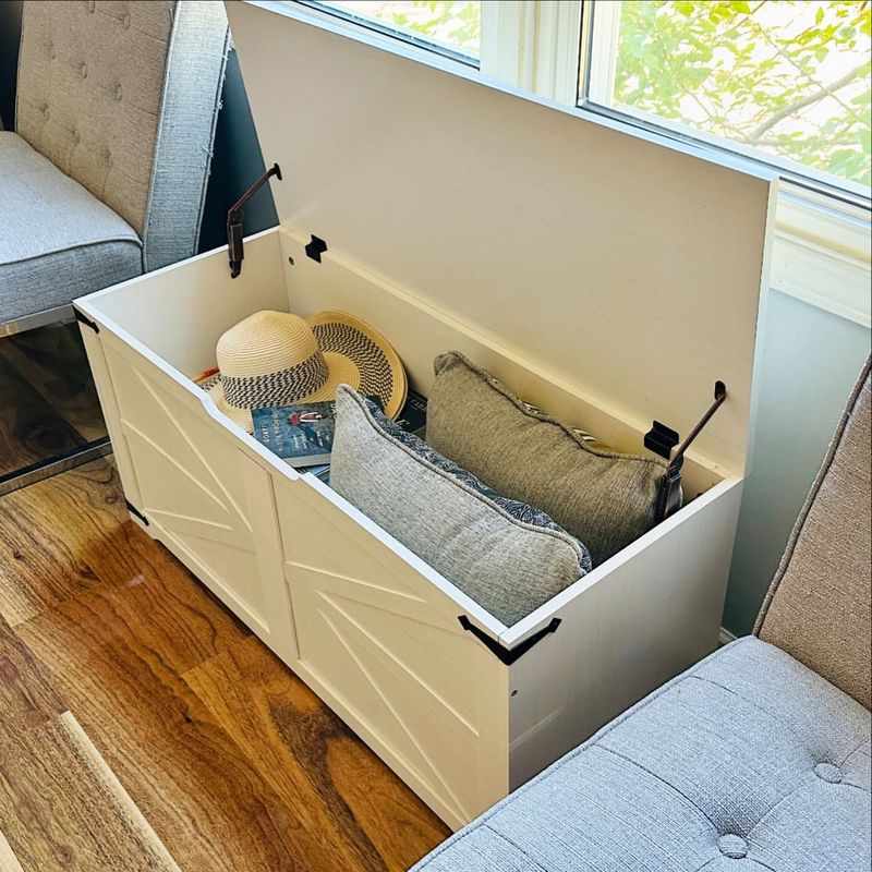 Multifunctional Storage Bench