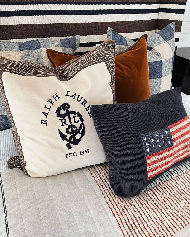 Nautical Decor Elements